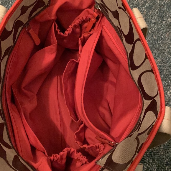 Coach purse with cross body handle - Picture 7 of 7